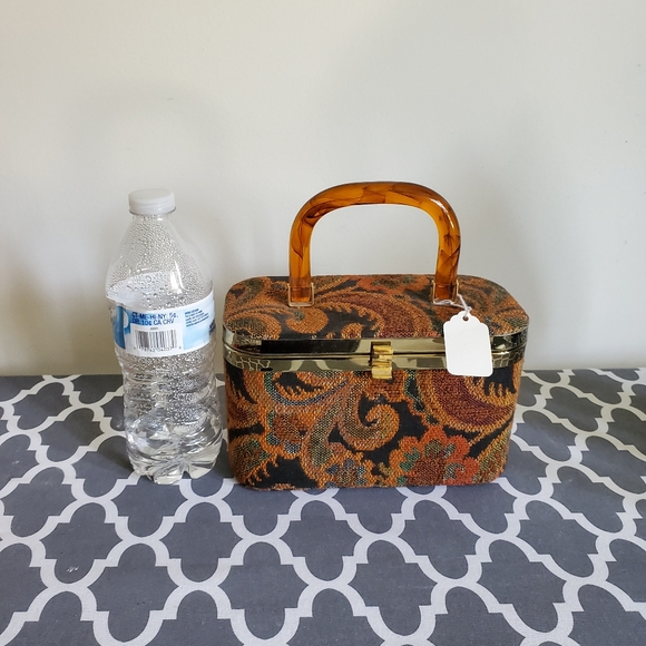 Carpet/Tapestry Traincase - Picture 4 of 6